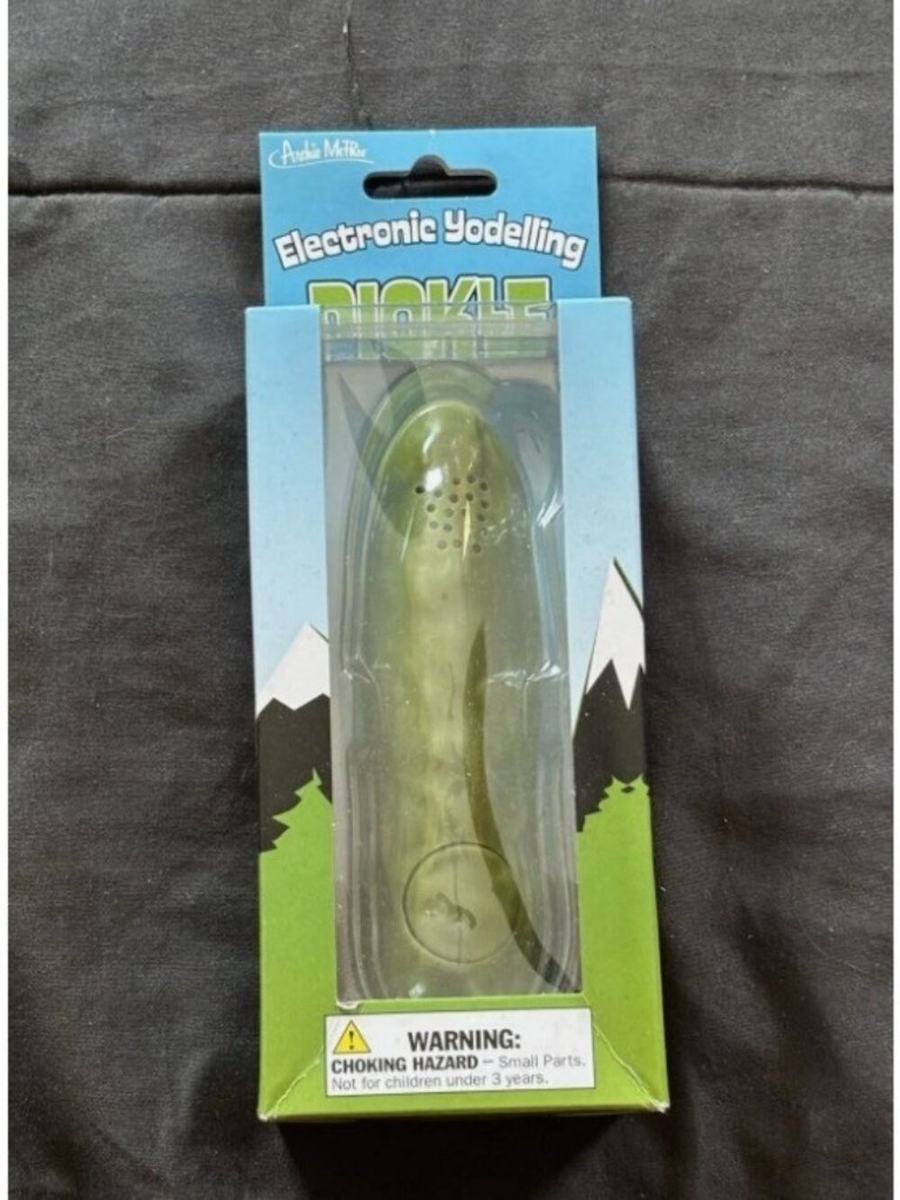 Archie McPhee Electronic Yodeling Pickle: A Musical Toy, Fun for All Ages NEW